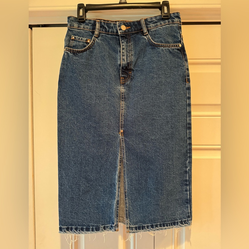 ZARA Trafaluc denim midi skirt, size small